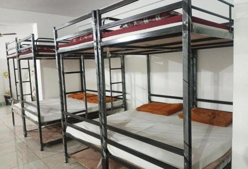 Bed in Shared Room, Rl Dormitory