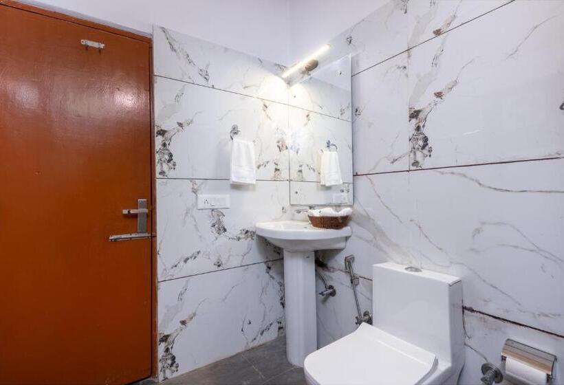 エコノミールーム, Ganghar Tnt