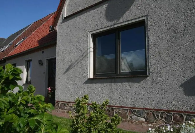 テラス付き１ベッドルームアパートメント, Landhaus Gersdorf Nahe Ostseebad Kühlungsborn