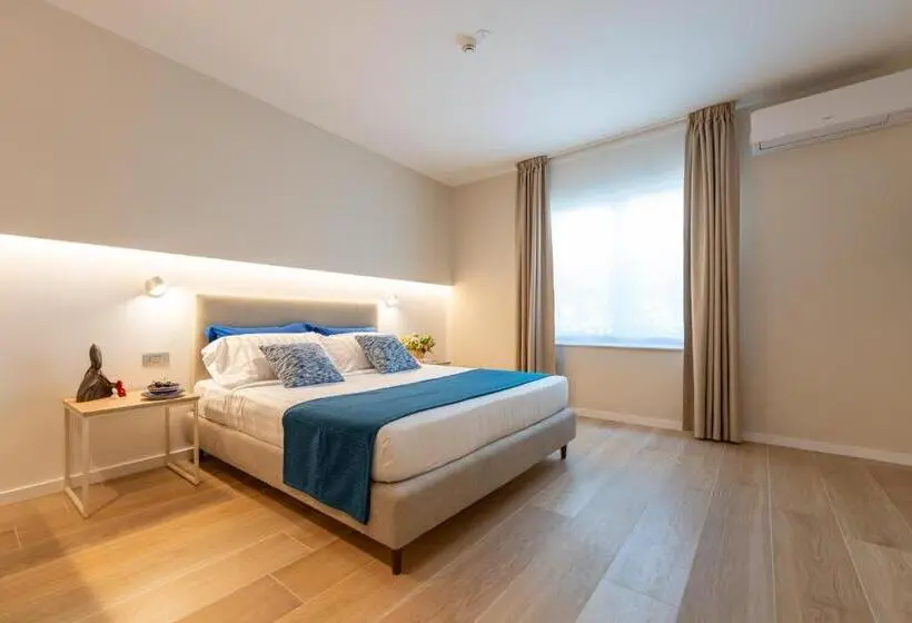 スタンダードルーム, Six Luxury Rooms Pozzuoli