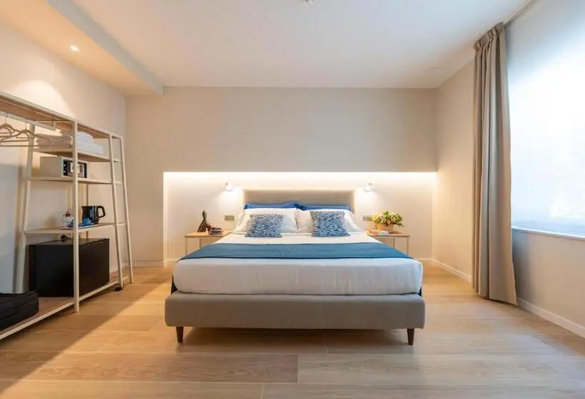 スタンダードルーム, Six Luxury Rooms Pozzuoli
