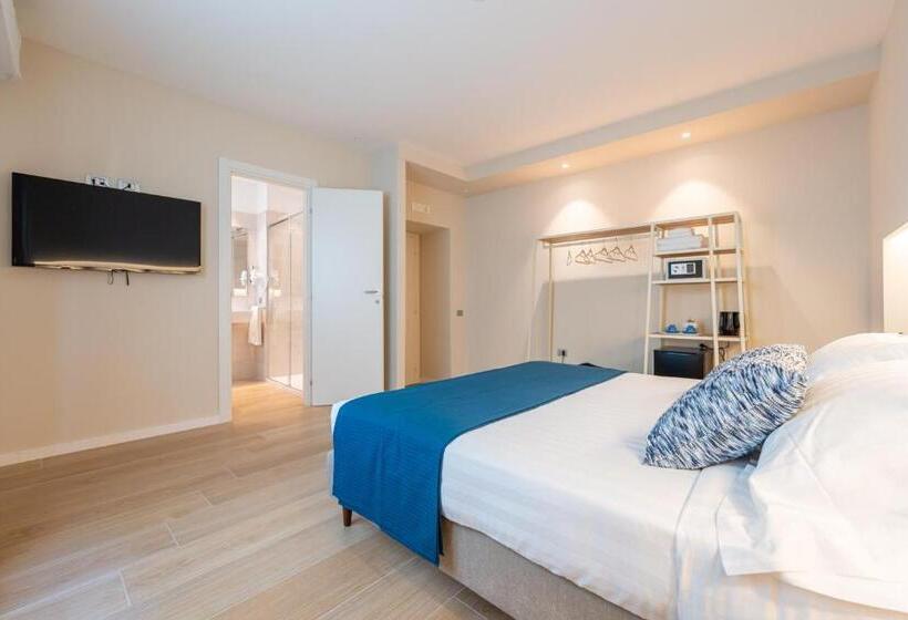 Номер Стандарт, Six Luxury Rooms Pozzuoli