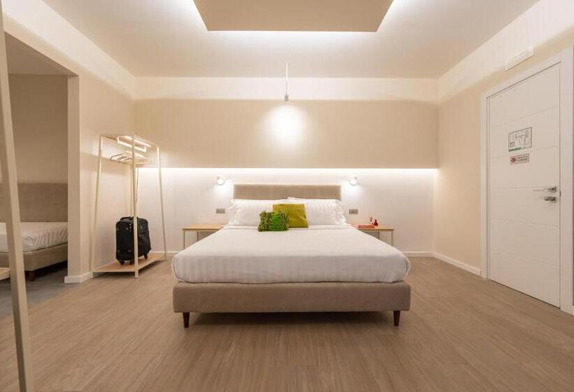 Семейный Номер, Six Luxury Rooms Pozzuoli