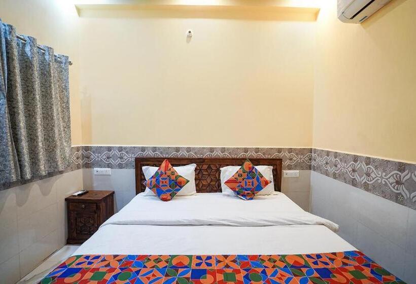 Номер Deluxe, Fabhotel Ss Dham