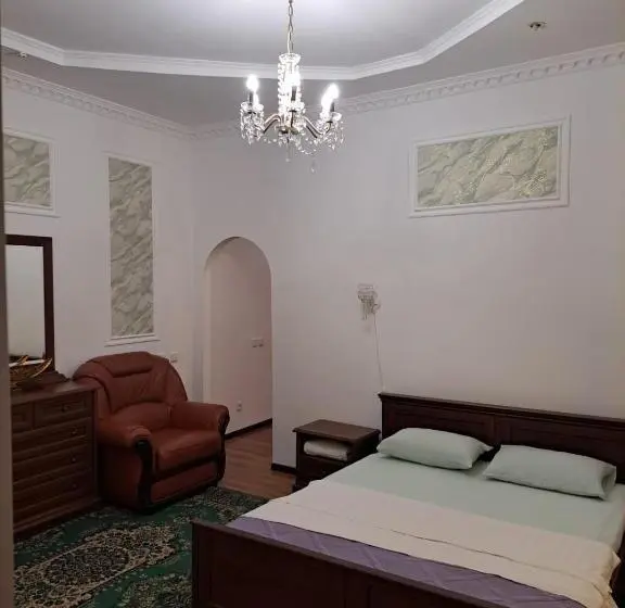 سوئیت با وان آب گرم, гостиничный комплекс Raxan