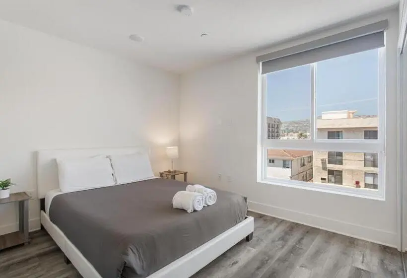اتاق استاندارد با بالکن, Beverly Hills 2bd 2ba With Free Parking