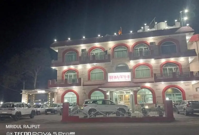 バルコニー付きスタンダードルーム, Shree Balaji Haveli