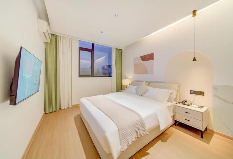 Семейный Номер, Zhuhai Xiangwang