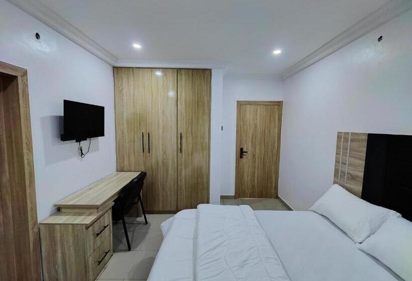 اتاق لوکس خانوادگی, Lekki Continental Apartment