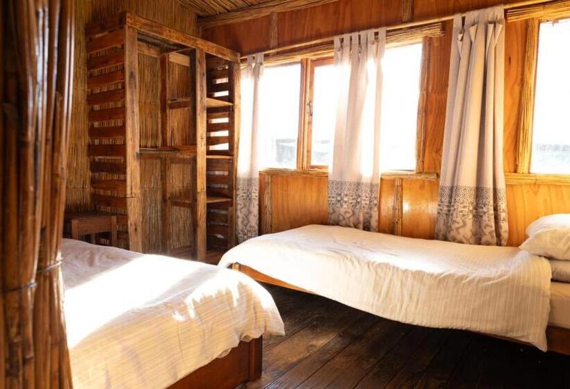 דירת שני חדרים, My Little Africa