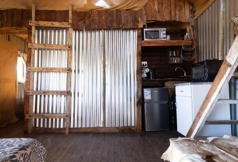 חדר סטנדרט, My Little Africa