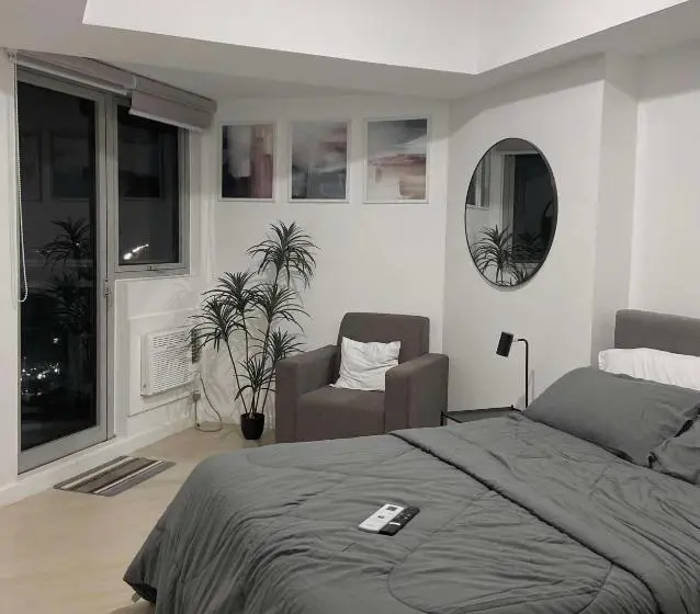 1 Bedroom Apartment City View, Grayscale Haven Azure North Pampanga