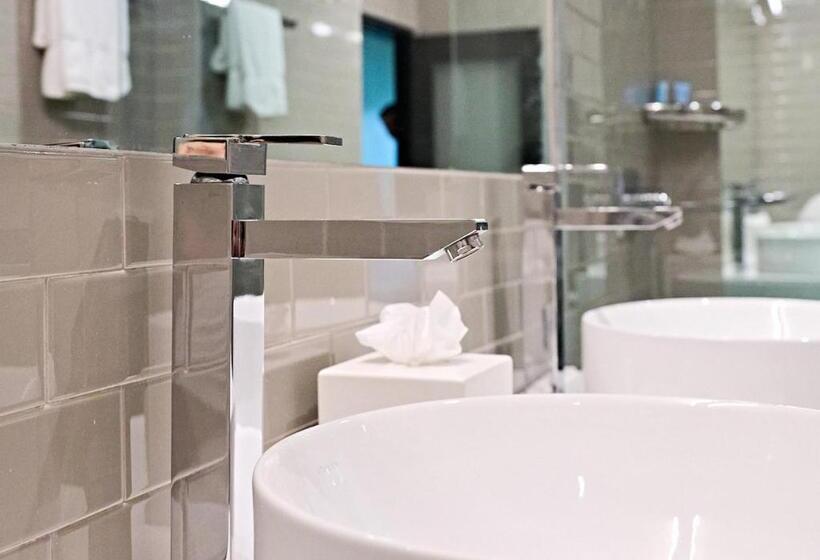 带大床的标准间, Hudson Yards