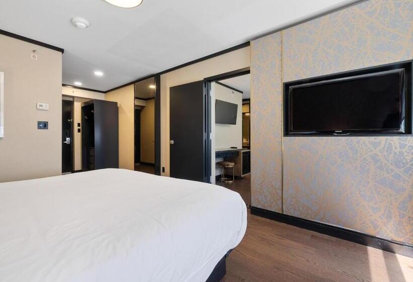 带2个卧室的套房, Hudson Yards