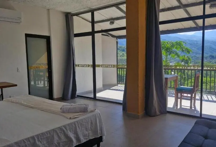 デラックスルーム, Casa Hotel Cautiva