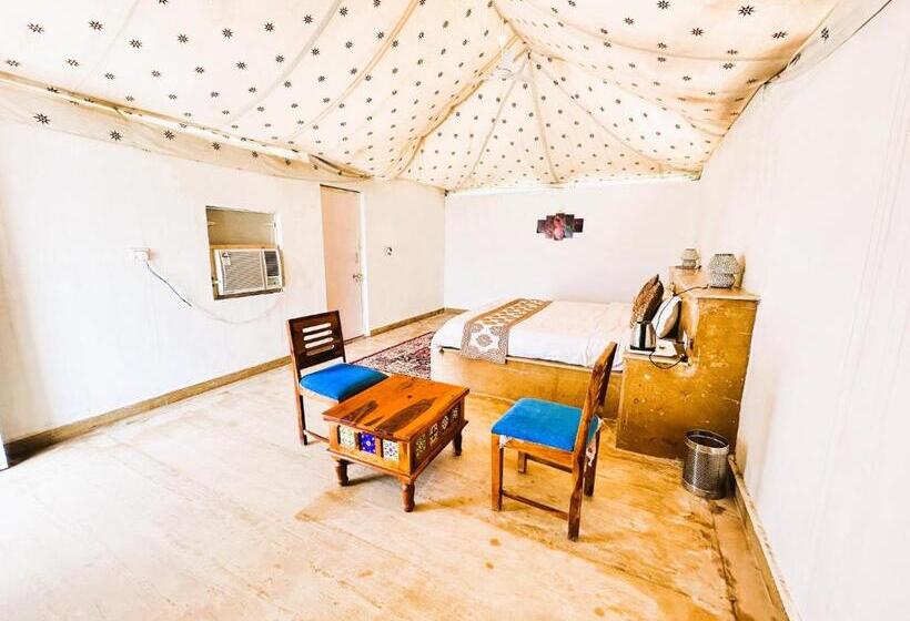 חדר דלוקס, Yatra Desert Camp
