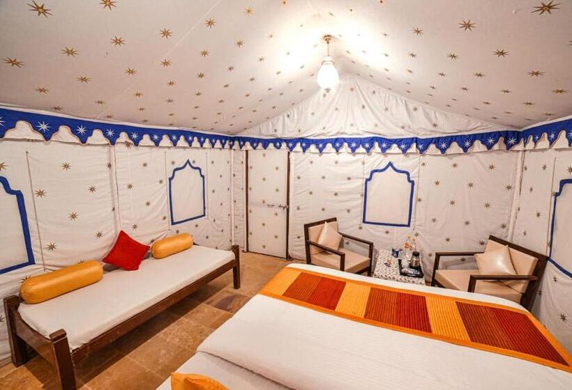 חדר משפחתי, Yatra Desert Camp