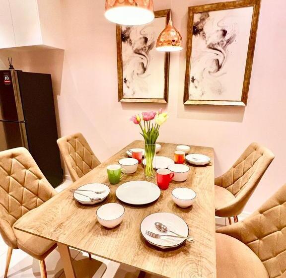 סוויטת 2 חדרי שינה, Legoland 3mins Drive Kuromi Famiy Suite