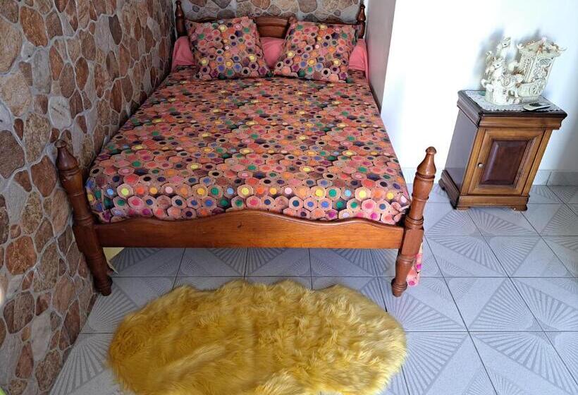 اتاق استاندارد, Kanalu Land