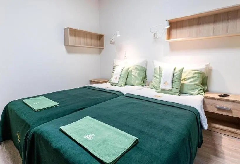 スタンダード4人部屋, Fehérliliom Vendégszálló