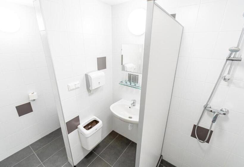 غرفة ديلوكس, Fehérliliom Vendégszálló