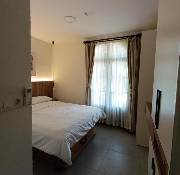 Номер Стандарт с Балконом, Kumkat