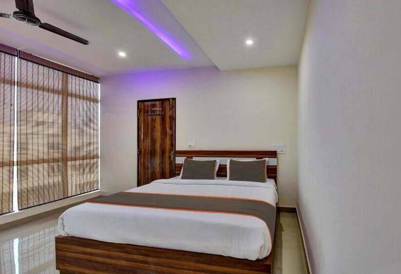 اتاق استاندارد, Collection O Daivik Sunset Suites