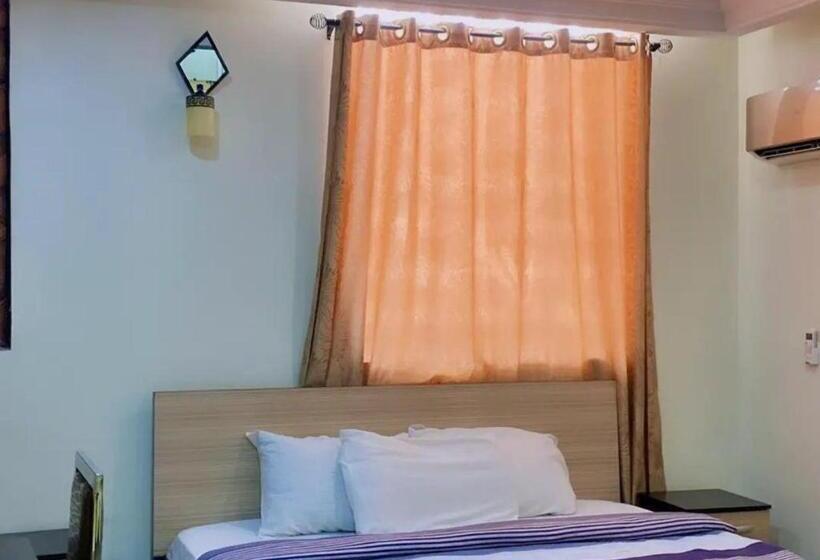 اتاق استاندارد سه نفره, Bella Homes Short Let Apartment