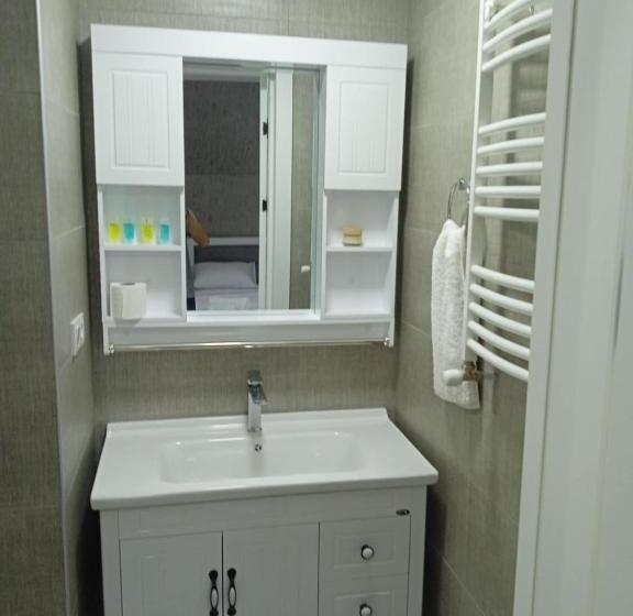 اتاق استاندارد با بالکن, Chanko