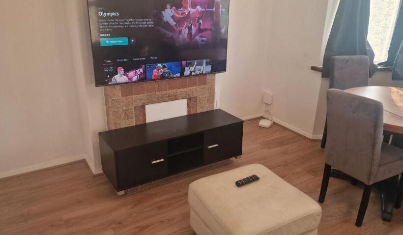 スタンダードルーム, Silver House