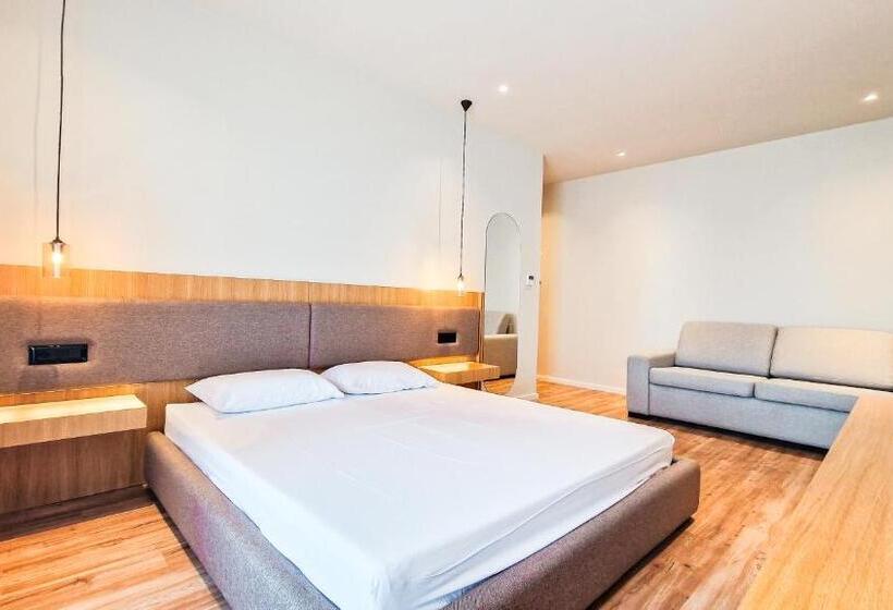 キングサイズベッドのスタンダードルーム, Sunset Shoreline Saranda   Sea View   Free Private Parking   Pool