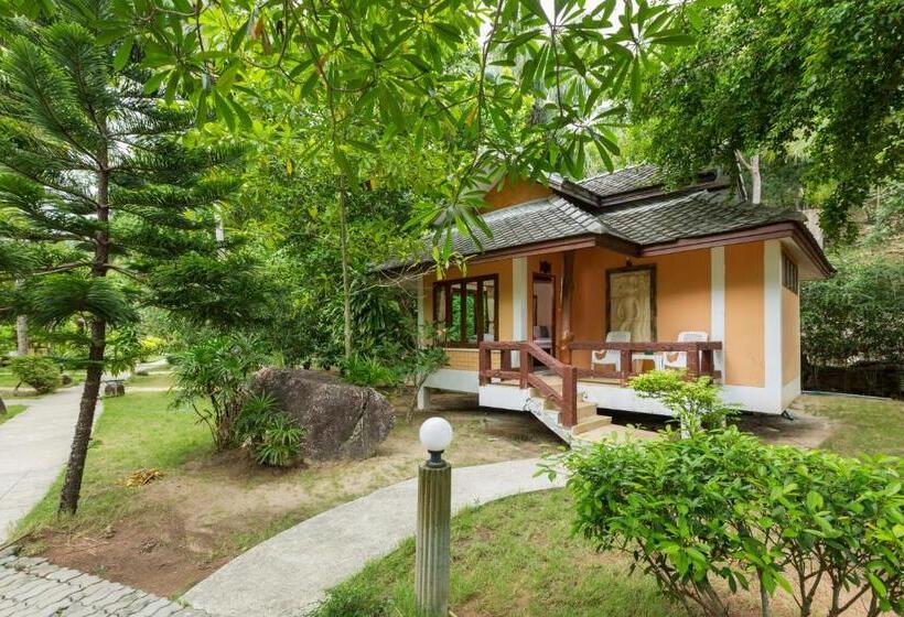 غرفة قياسية ثلاثية مزودة بشرفة, The Villa By Bottle Beach