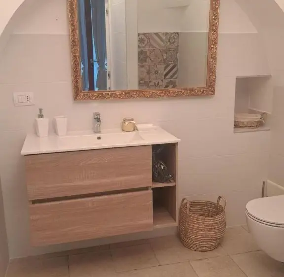 スタンダード4人部屋, Viale Del Sole Il Trullo