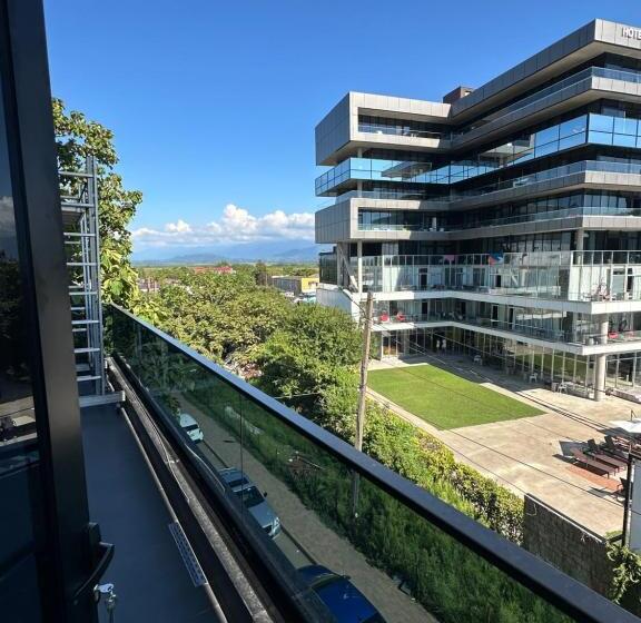 اتاق کلاسیک چهارنفره, Georgia