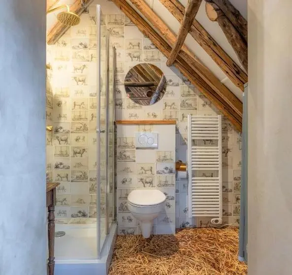 デラックスルーム, Unieke Bed En Breakfast Met Historisch Verhaal In Ferwert