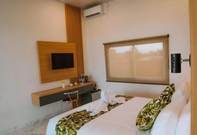 オーシャンビューデラックスルームバルコニー付き, Green Point Retreats