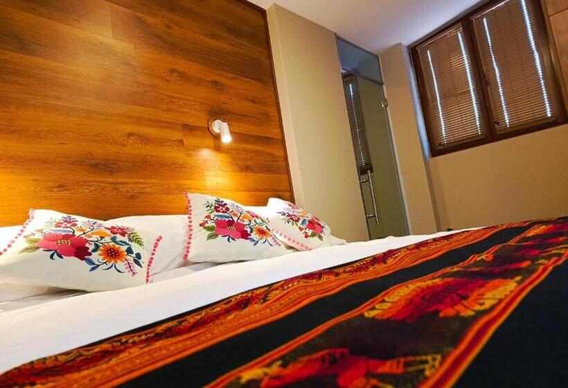 سوییت, Plaza Gibaja