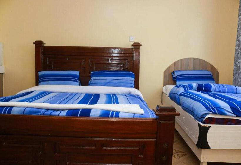 اتاق لوکس, Rumwe Garden And Resort