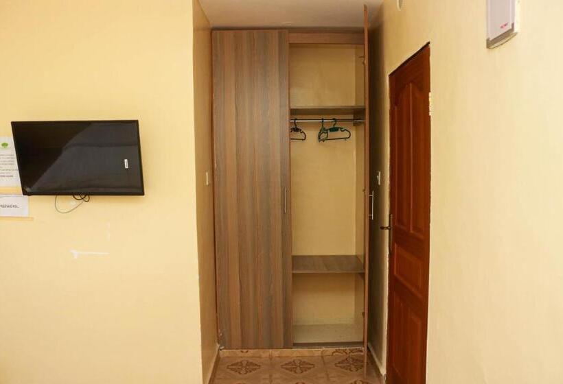 اتاق لوکس, Rumwe Garden And Resort