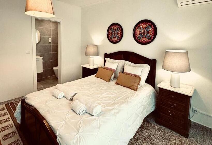스탠다드 룸, A Casa Do Boubelo