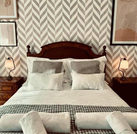 스탠다드 룸, A Casa Do Boubelo