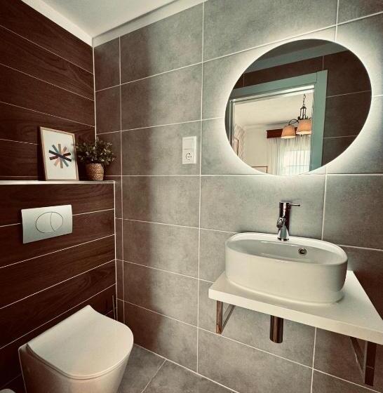 스탠다드 룸, A Casa Do Boubelo