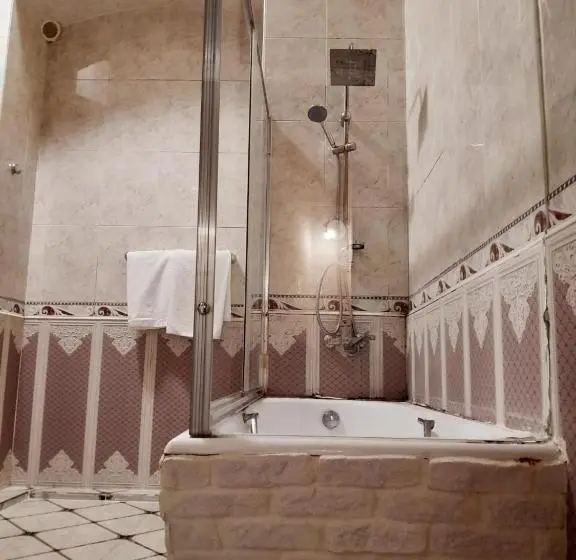 اتاق استاندارد سه نفره, Vintage
