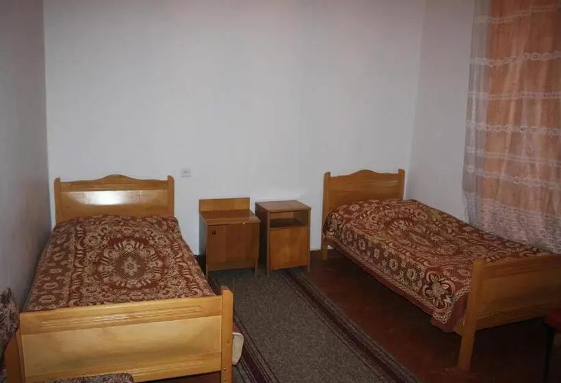 اتاق استاندارد, Firuza Hostel