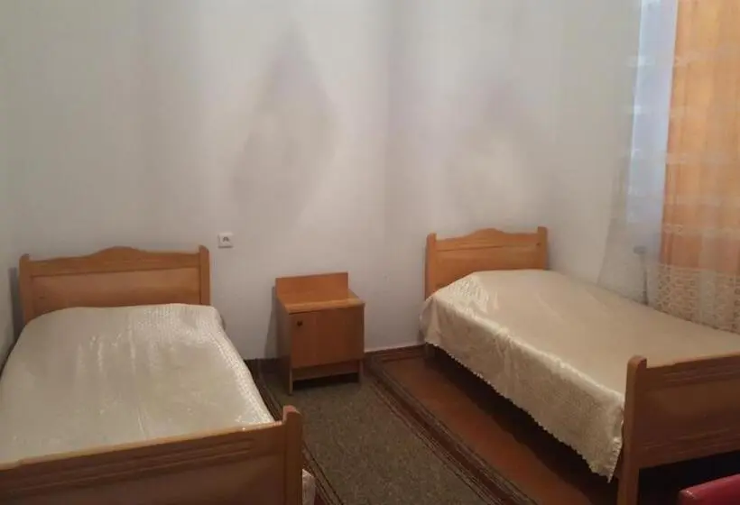 اتاق استاندارد, Firuza Hostel