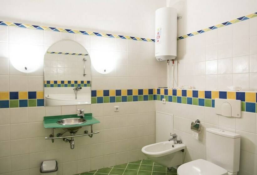 اتاق لوکس, Hostelhome