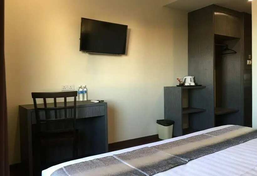 デラックスルーム, Check Inn Hotel Tawau