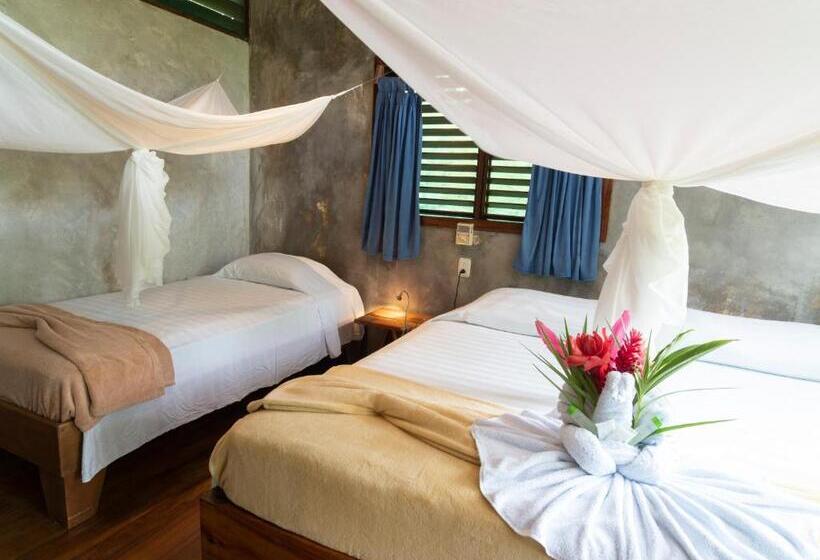 Quarto Estandar com Sacada, Finca Maresia