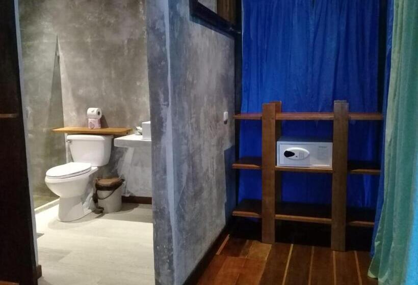 Quarto Estandar com Sacada, Finca Maresia