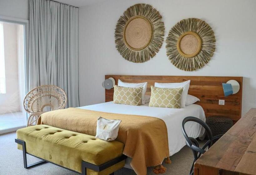 اتاق استاندارد با تراس, Le Balamina